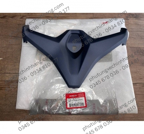 canh-buom-treo-do-vario-2021-xanh-nham