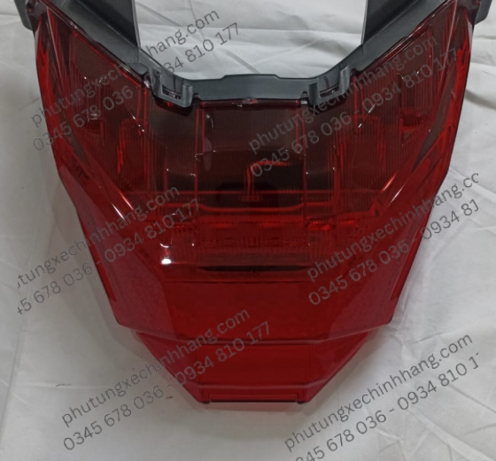 Đèn Sau Vario 160