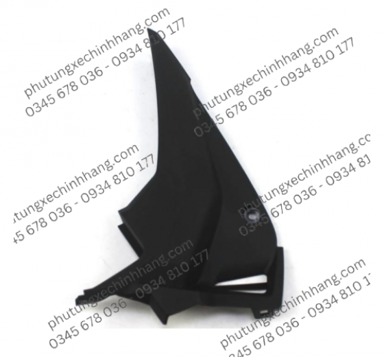 nhua-nham-dau-den-tren-cbr-150r