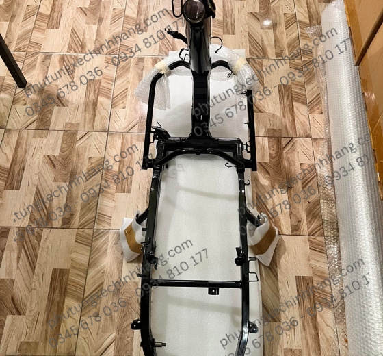 khung-suon-xe-vario-150-2019